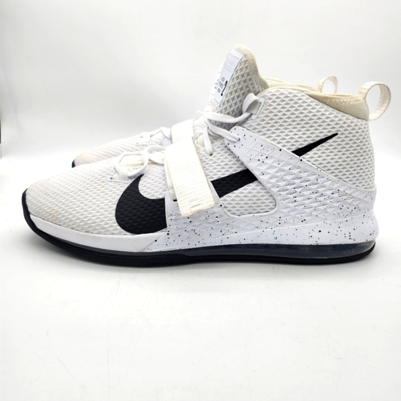 Nike Shoes Mens 18 Air Force Max 2 Basketball White Black AV6245-113